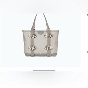 Kelly Wynne Out of Town Tote